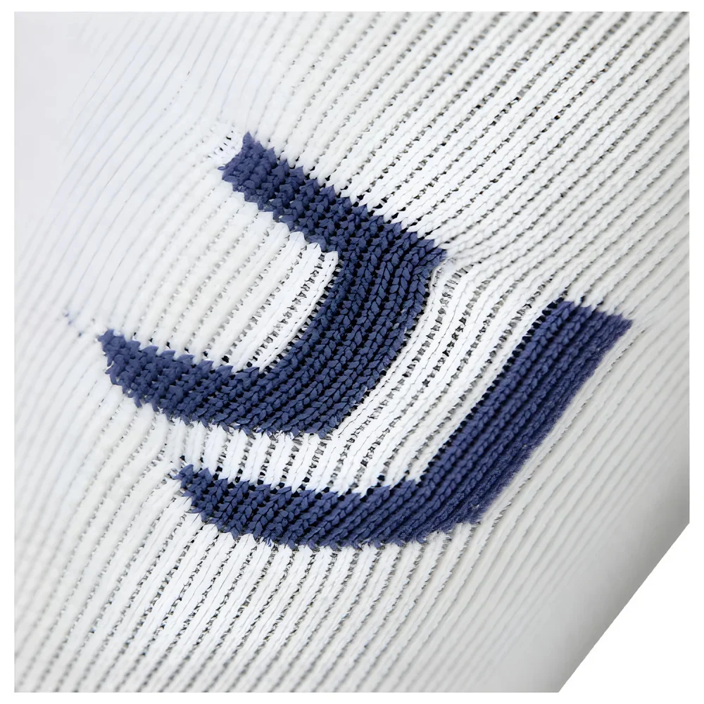 2024-2025 Juventus Away Socks (White) - Image 4