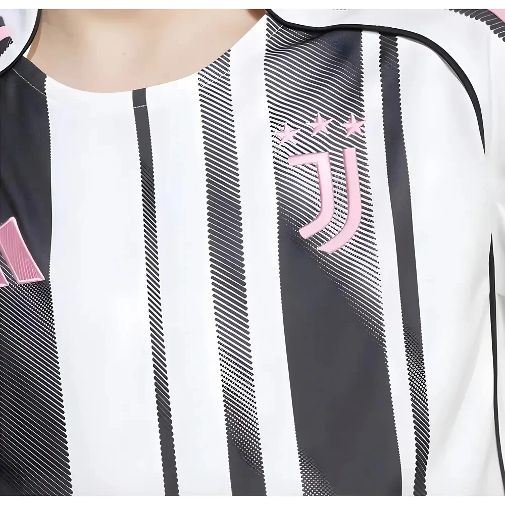 2025-2026 Juventus Home Shirt (Kids) - Image 3