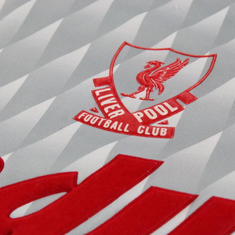 Liverpool 1989-91 Away Shirt M - Image 3